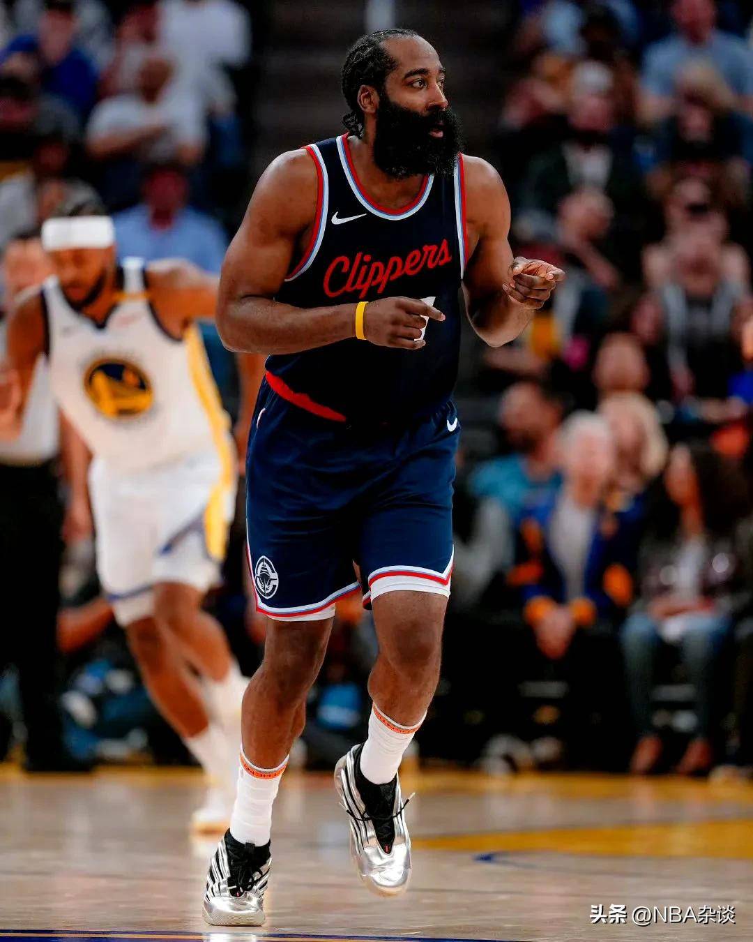 赛前NBA总决赛传出新动向,休斯敦火箭更衣室发声,管理层表态——悬念犹存,轮换策略成焦点的简单介绍 赛前NBA总决赛传出新动向,休斯敦火箭更衣室发声,管理层表态——悬念犹存,轮换策略成焦点的简单介绍