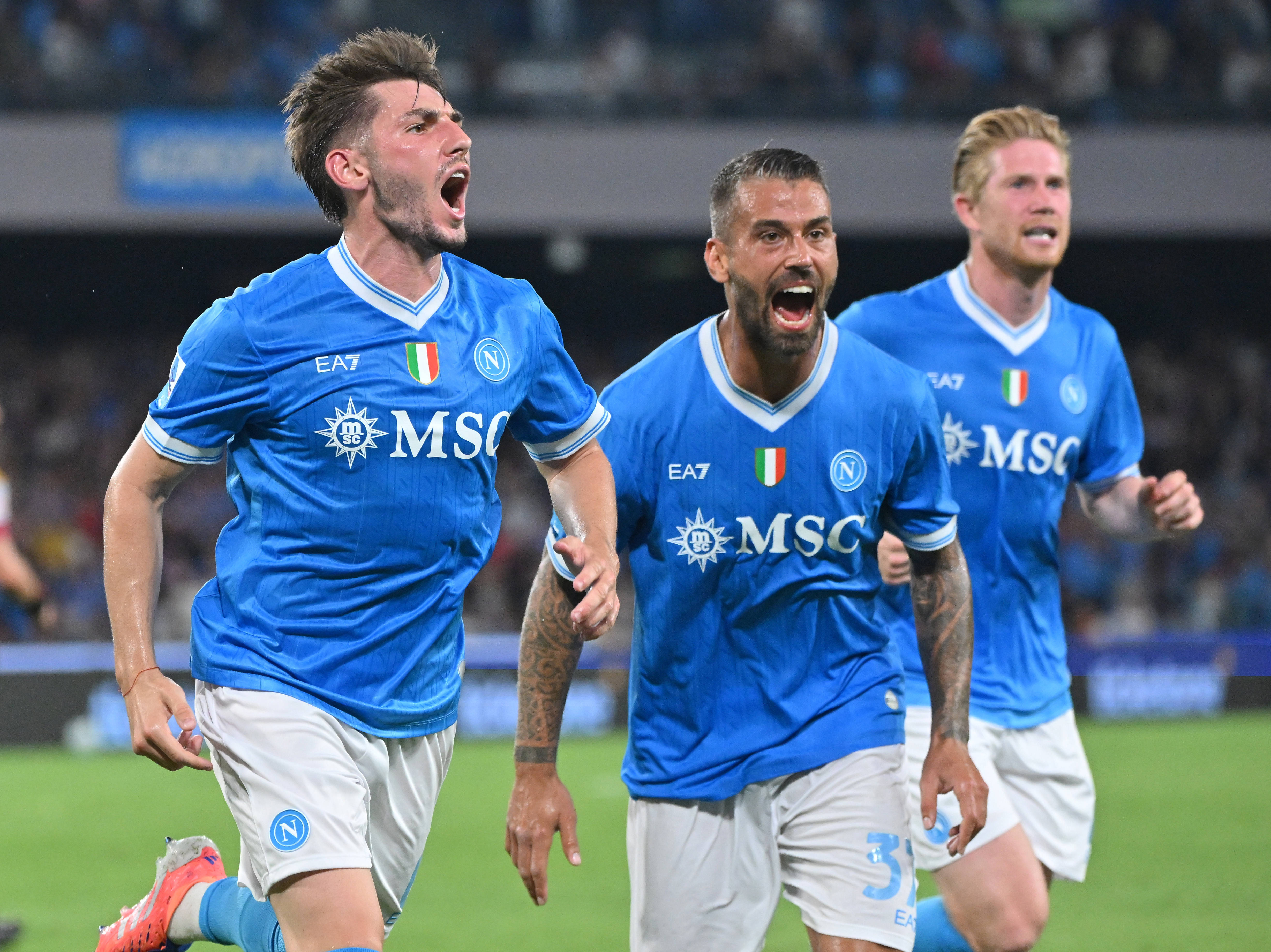 包含拜仁慕尼黑迎意大利杯关键赛；国际比赛日调整名单；更衣室稳定；球队文化再被提及的词条-开云官方入口