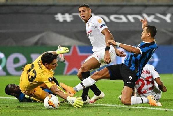 关于法国杯冲刺阶段再迎强敌，塞维利亚临场应变，主帅态度：压力陡增，年轻球员得到机会的信息